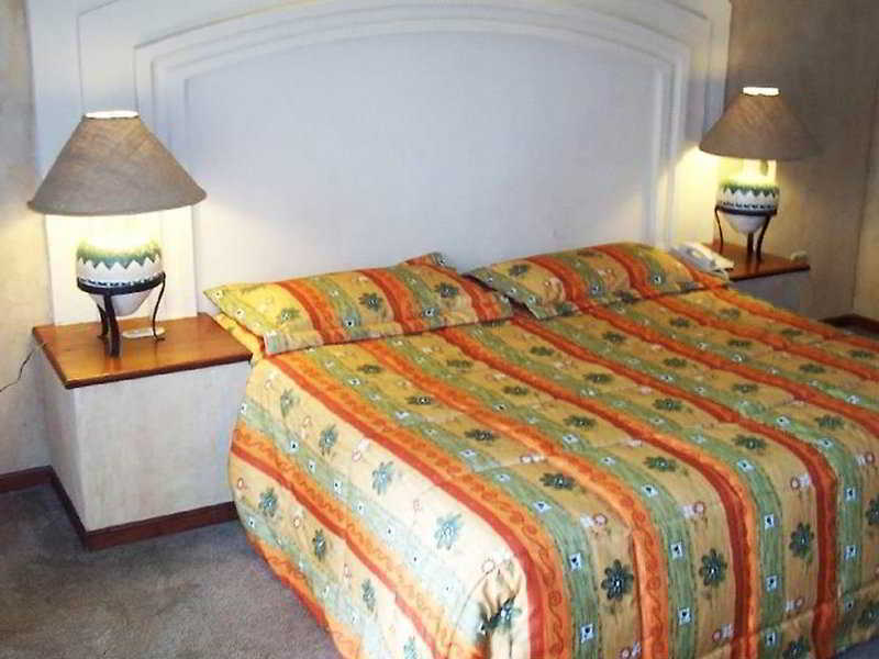 Hotel Hacienda Cola Del Caballo Сантяго Екстериор снимка